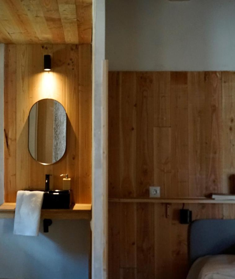 Apartment Tat, Loft In A Old Coach House Sant Jordi Desvalls